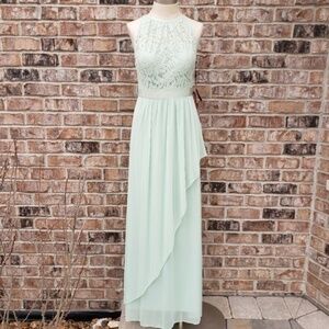 NWT Adrianna Papell Halter Stretch Tulle Lace Gown